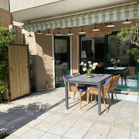 Bikini Apartment
